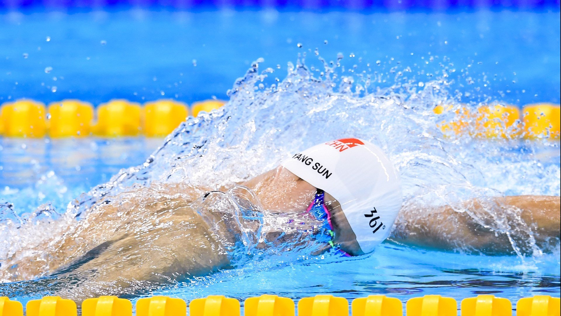 滑雪世界杯，无畏选手征服冰雪世界，滑雪2020